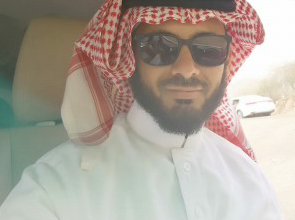 كوخ خشبي عن بعد