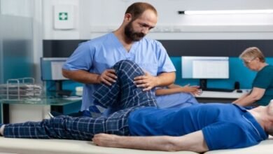 أعراض إصابة العمود الفقري