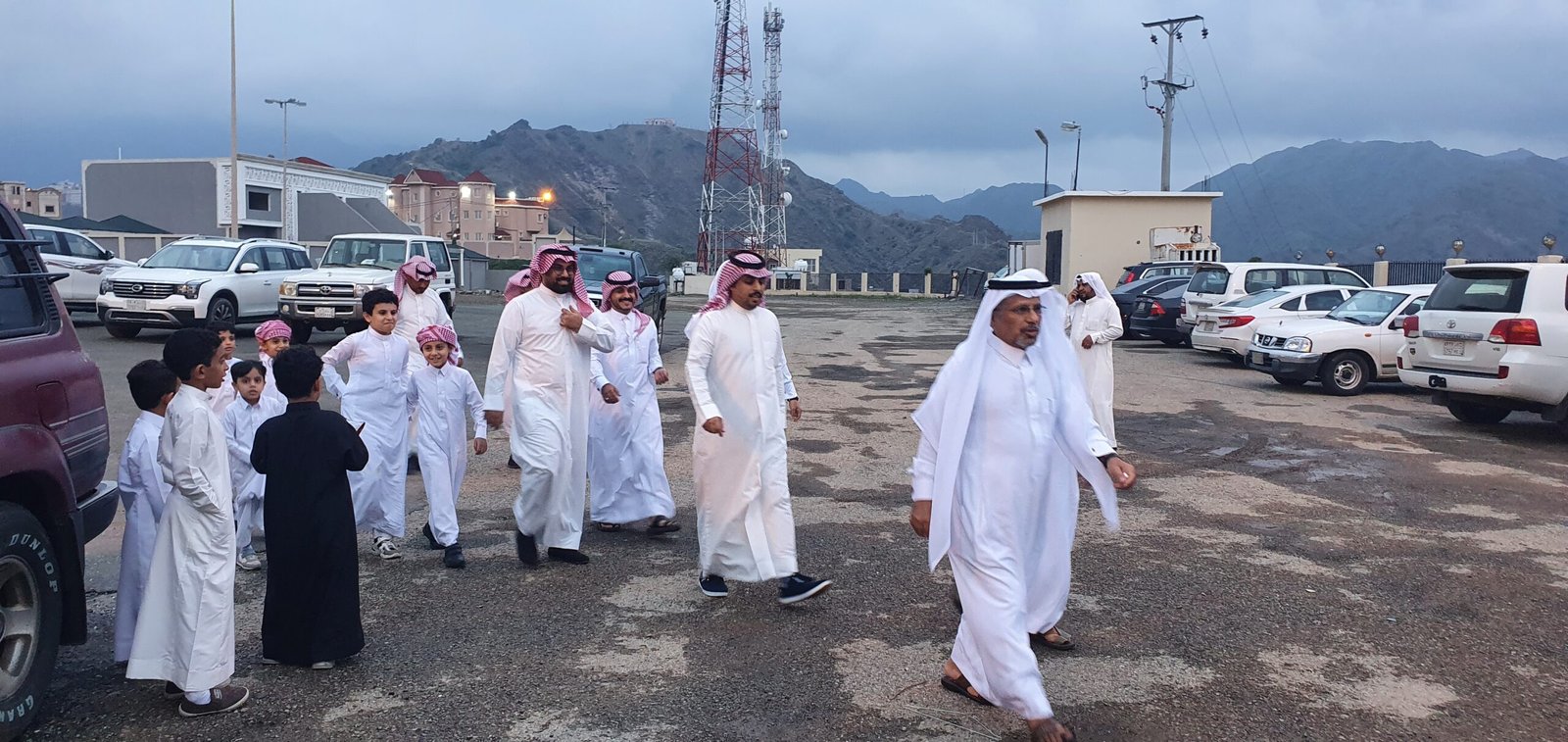 الشاب بدر موسى سالم العبدلي الفيفي يحتفل بزواجه