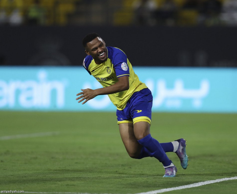 النصر يضرب بالـ«4».. ويقفز إلى«الثاني»