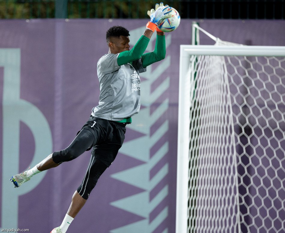 الأخضر يناور وكنو يكتفي بالاسترجاعية