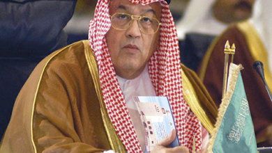 الأديب والسفير والوزير "القصيبي"