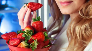 طريقة حفظ الفراولة في الثلاجة بدون ماء