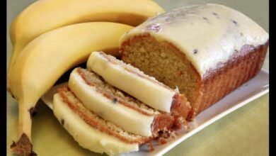 كيك الموز بتغليفة الجبن الكريمي