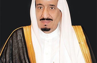 الملك سلمان مغرداً