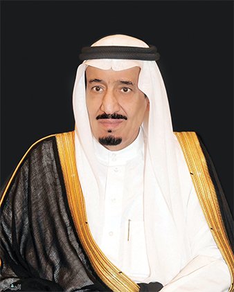 الملك سلمان مغرداً