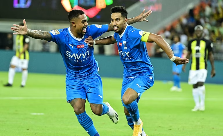 الهلال يحسم الكلاسيكو بريمونتادا مثيرة