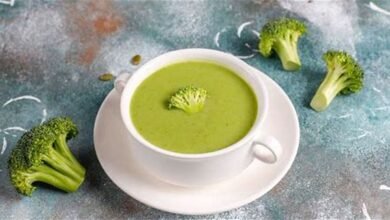 طريقة عمل شوربة ماجي بروكلي