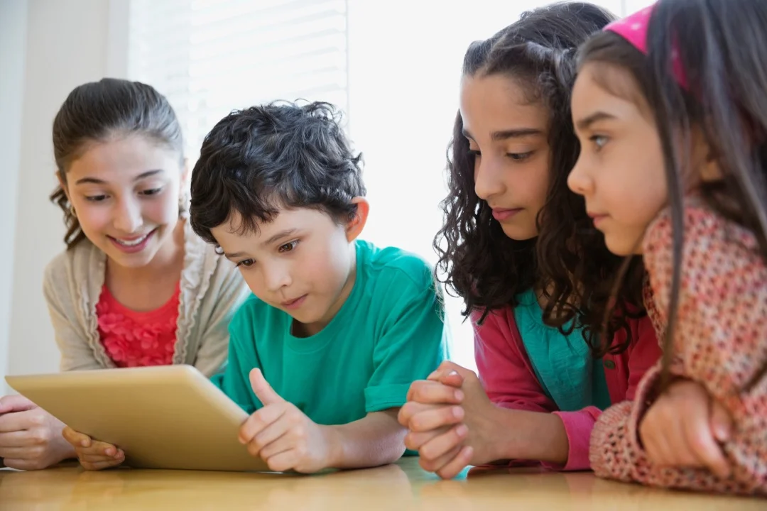 أفضل النصائح للتعامل مع التشاجر بين الأشقاء