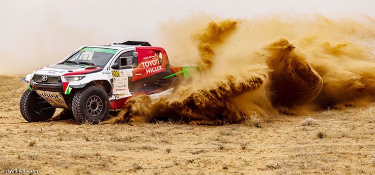 الراجحي يتقدم رالي القصيم