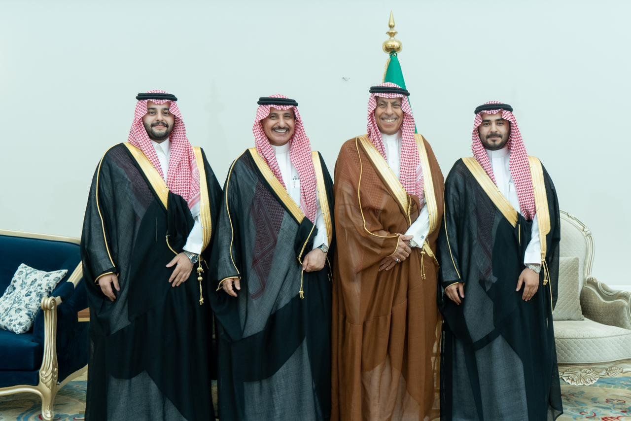 الأستاذ: يحيى بن هادي فرحان العبدلي يحتفل بزواج أبناءه