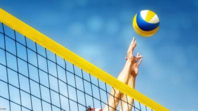 السلة أولى كرات الطائرة