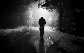 من يصلحُ للتدمير لا يصلحُ للبناء!