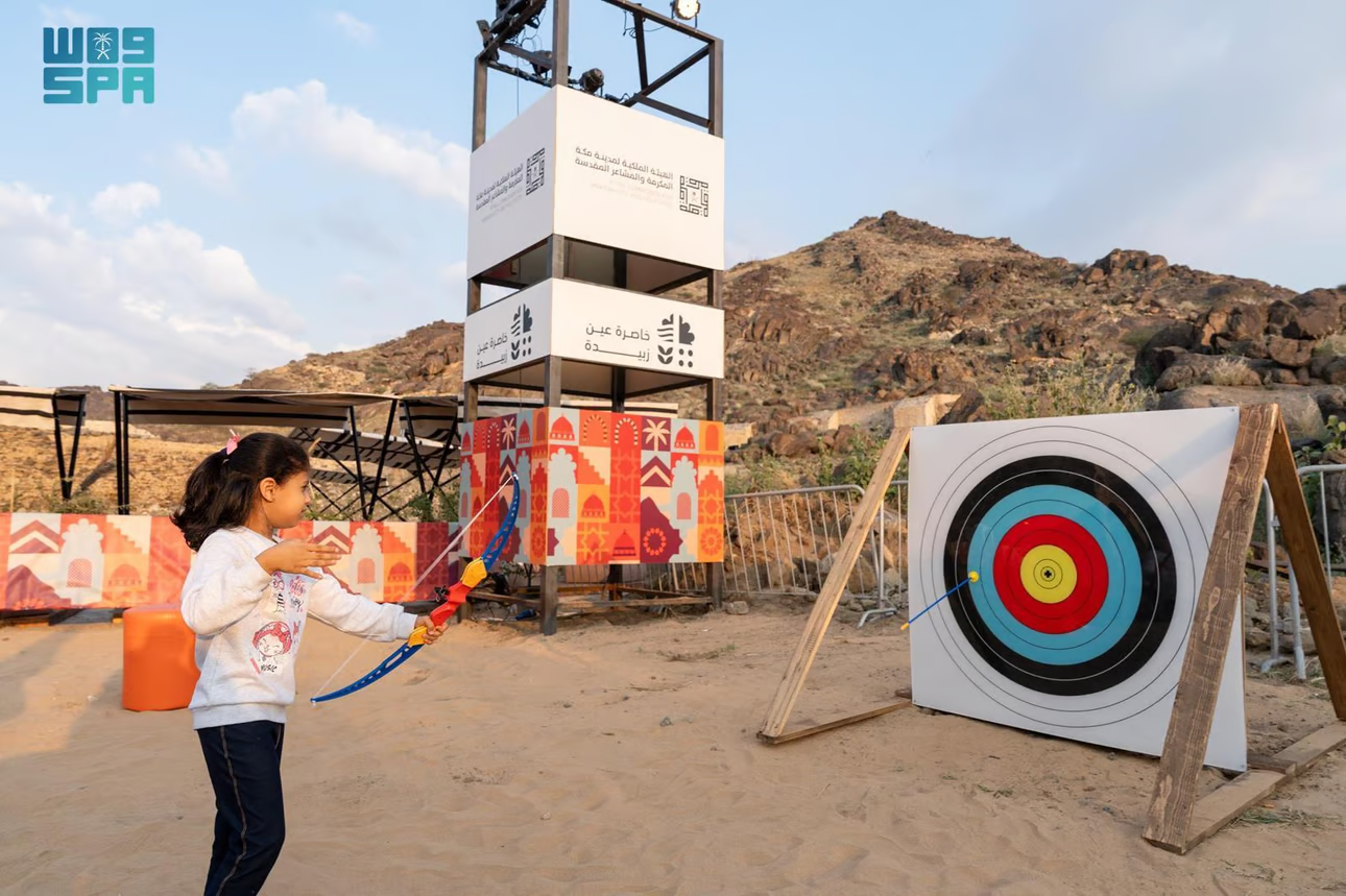 تجربة ثرية سوق خاصرة عين زبيدة المفتوح يخطف زوّاره لمنتجات الماضي التليد