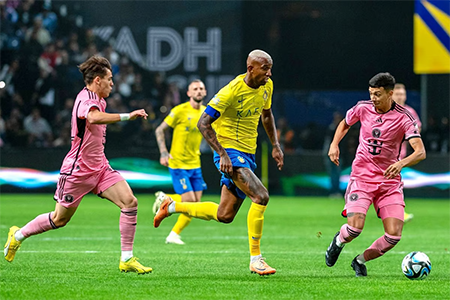 النصر يحتفل بكأس العربية ويضرب إنتر ميامي الأمريكي بسداسية ويستعد لموقعة الهلال