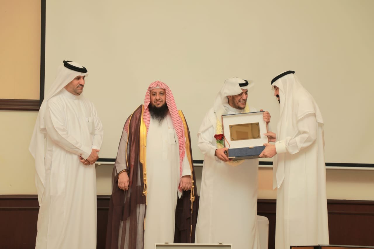 الخسافي يودع التعليم بعد 37 عاما من العطاء و التميز