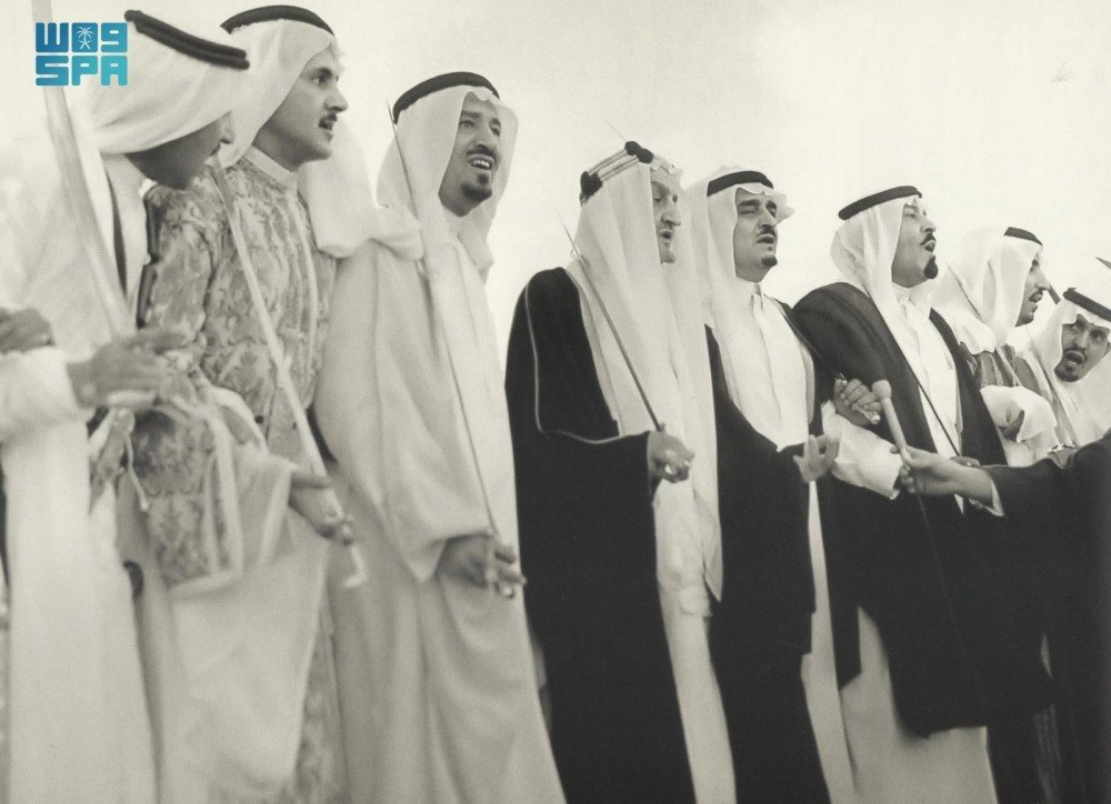 العرضة السعودية فنٌّ تراثيٌّ فريدٌ