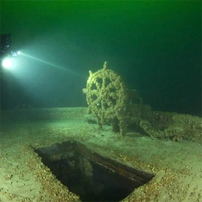 نزاع على 18 مليار دولار في قاع البحر