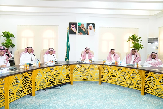 "محافظ صبيا " يرأس اجتماع لجنة السلامة المرورية