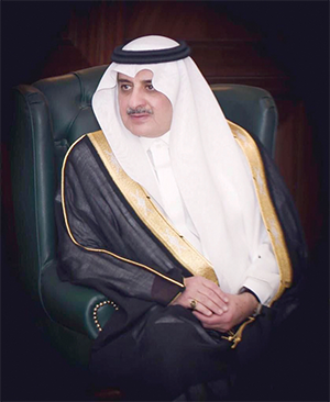 أمير تبوك يطلع على استعدادات رمضان