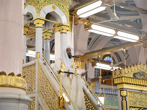 استقبلوا رمضان بالتوبة والطاعة والدعاء