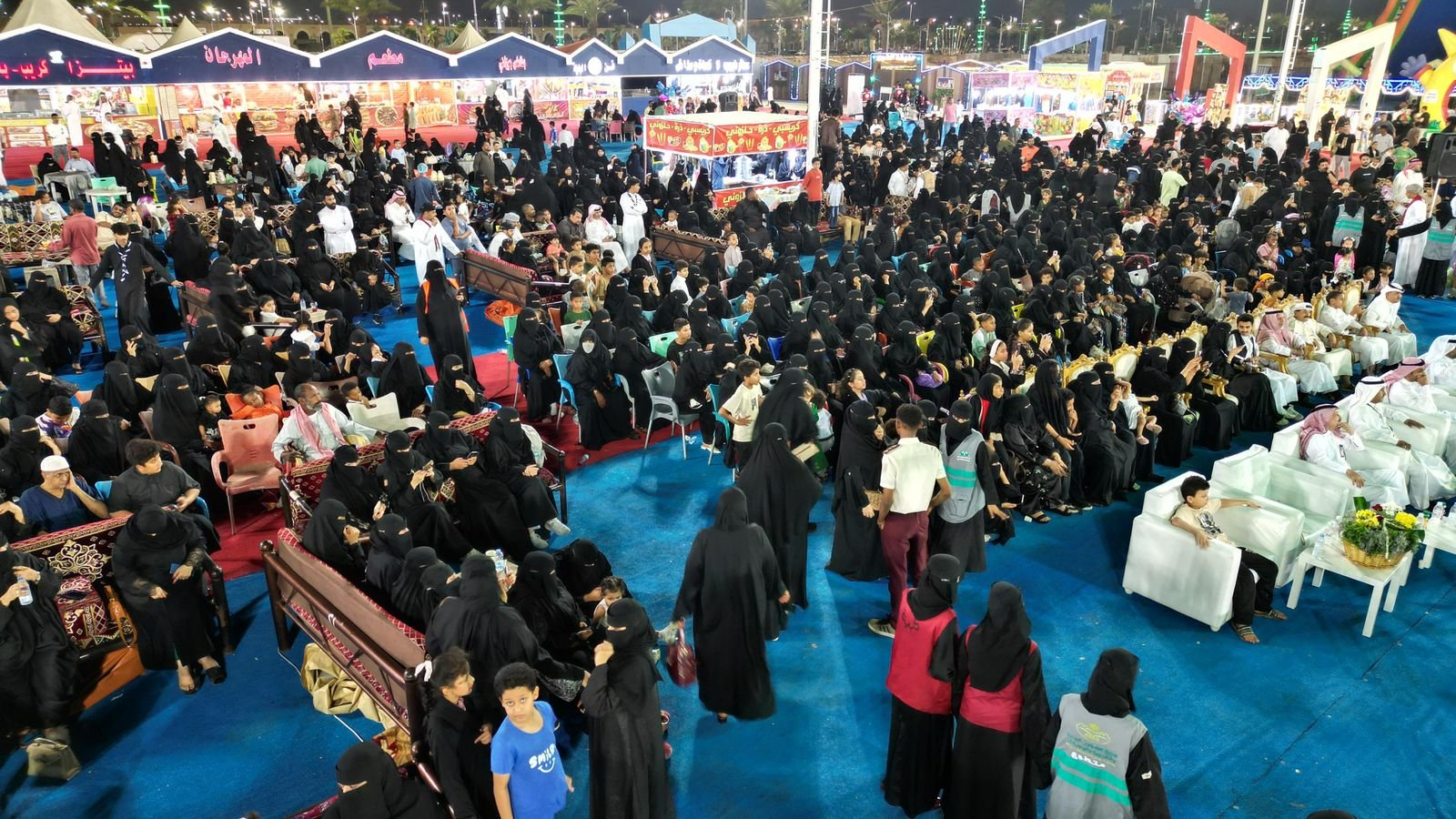 بالصور.. هلال رمضان يُسدل الستار على "شتاء جازان 25" بعد 114 يومًا من الإبداع والتألّق