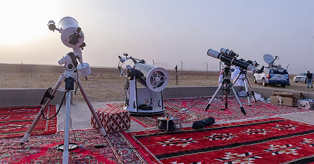 المحكمة العليا تدعو إلى تحري رؤية هلال شهر شوال مساء السبت المقبل