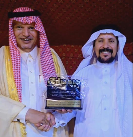 بالصور لفتة كريمة من شيخ قبيلة المشنوي في عيد الفطر المبارك