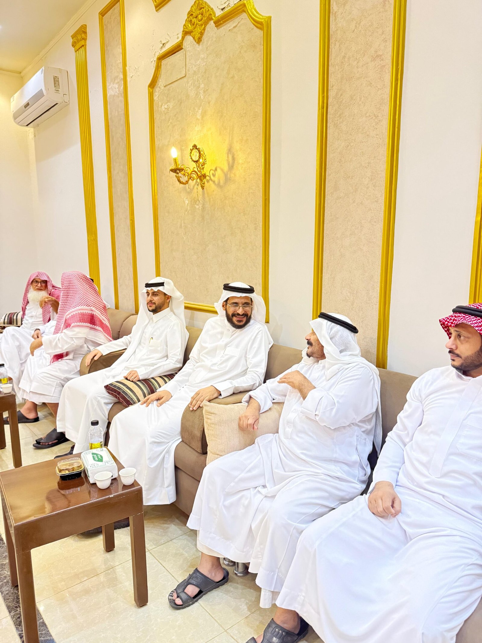 أفراح الفيفي في قاعة خيال ابها ..