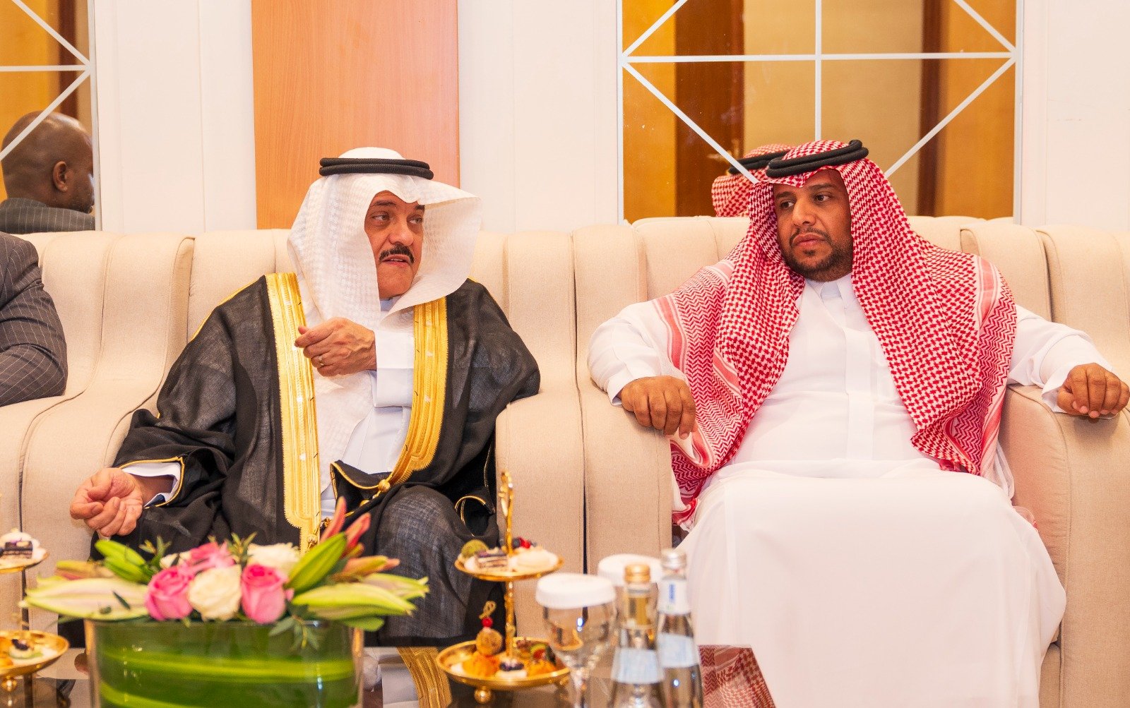 بمشاركة رئيس اللجنة الوطنية للمعارض والمؤتمرات.