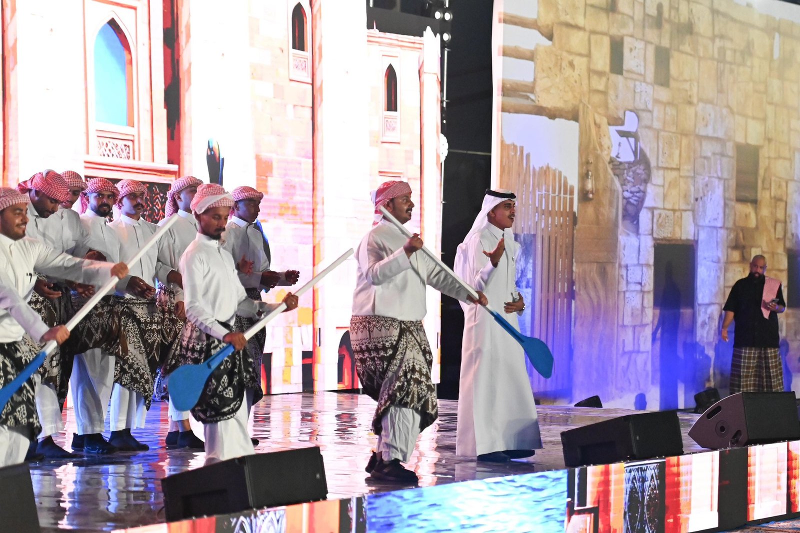 أمير منطقة جازان يشرّف حفل أهالي فرسان "فيديو "