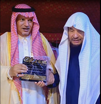 بالصور لفتة كريمة من شيخ قبيلة المشنوي في عيد الفطر المبارك