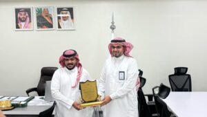 جمعية “عين لطب العيون” تُفعل الأسبوع العالمي لقِصر النظر بإطلاق مبادرة “إشراقة عين” في مستشفى الملك فهد بأبو عريش