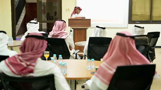 هيئة الصحفيين وجامعة حفرالباطن تنظمان ورشة “الإعلام الرقمي والأمن السيبراني”