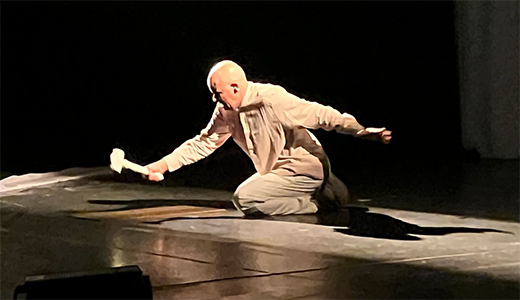 "ذخيرة الإنسان الأخيرة" يخطف الأضواء في الطائف