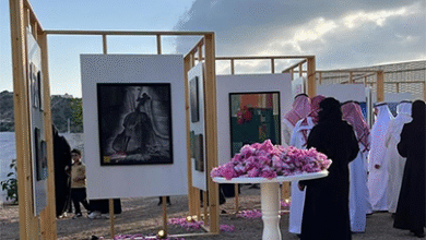 تدشين معرض "سيمفونية ورد" في الطائف