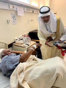 وكيل محافظة جزر فرسان يعايد المرضى المنومين بمستشفى فرسان العام