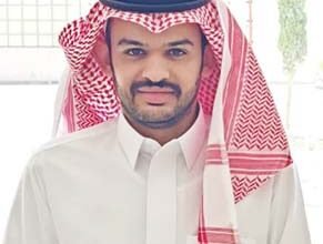 الدكتوراه في اللغويات للفيفي من جامعة الملك خالد