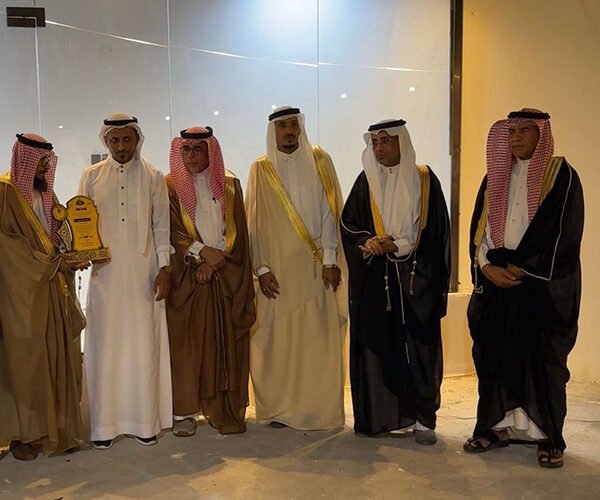 صندوق تعاون صلة الأرحام بالدريعية يكرم 60 متميزا من بني زيد