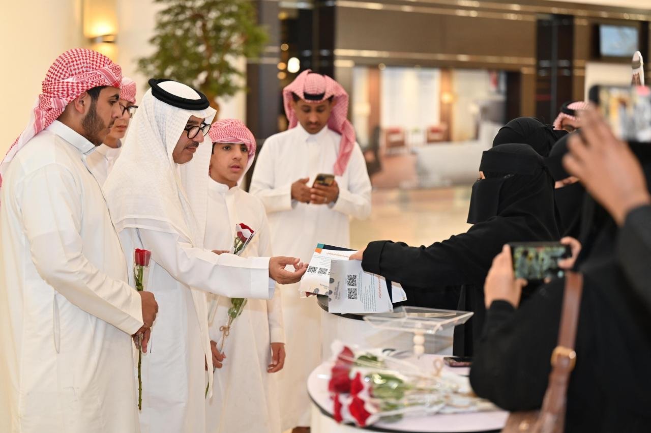 مركز التنمية الاجتماعية بجازان يُطلق مبادرة "خدمتنا بين يديك"