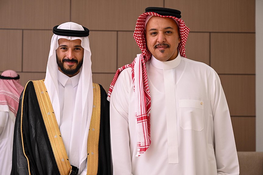 في أجواء سادها الفرح والبهجة و الأنس والأفراح السرور طغى عليها  الود و َالمحبة وذلك إحتفالا بزواج الشاب