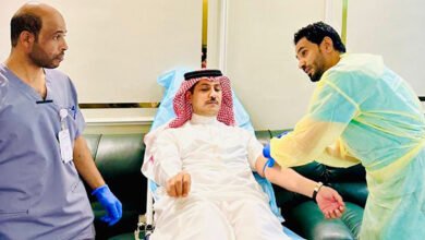 محافظ الحرث يشارك بحملة ولي العهد للتبرع بالدم تحت شعار "اقتداء وعطاء"