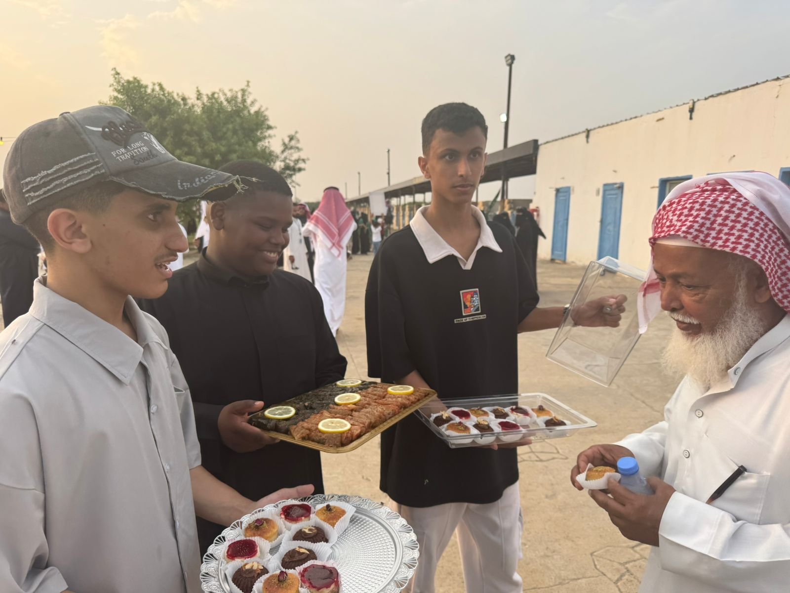 بعزيمة وولاء.. نحتفل بوطننا الغالي