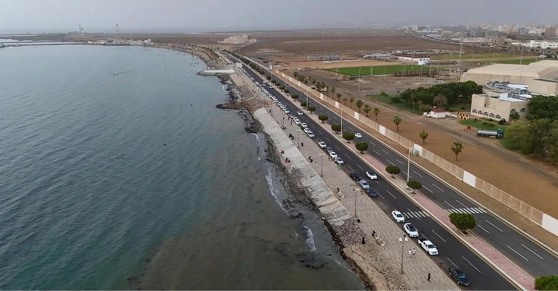 شواطئ جازان .. تجربة استثنائية تجمع الأهالي والزوار في أحضان الطبيعة.