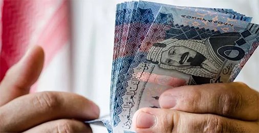 بنوك سعودية تخفف عبء القروض