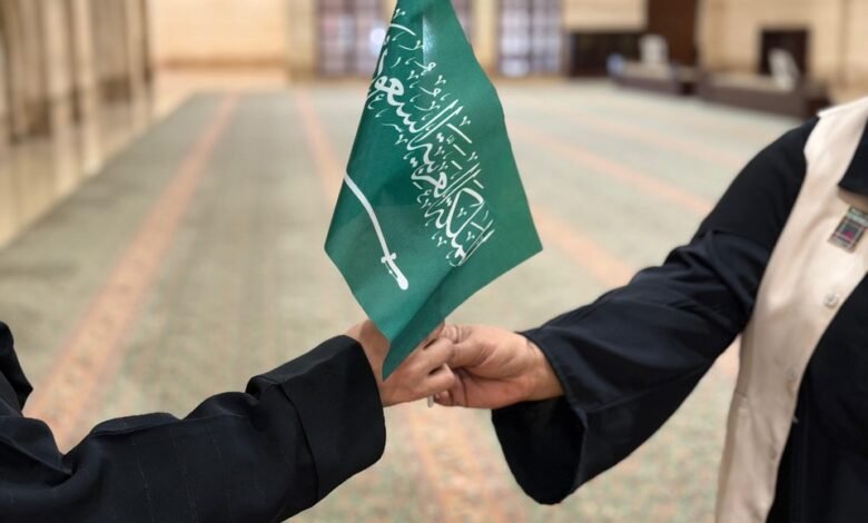 الشؤون الإسلامية بجازان تنفذ مبادرات تعريفية وإنسانية بمناسبة اليوم الوطني الـ95