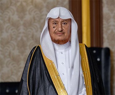 شيخ قبيلة (الصملة)الشيخعبدالله جبران صميلي يهنئ القيادة الحكيمة بمناسبة اليوم الوطني95