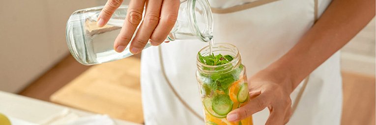 مشروبات سهلة للتخلص من سموم الجسم