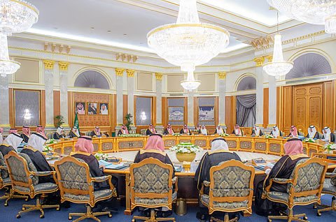 قواعد تحديد درجات إركاب الموظفين والعاملين في الأجهزة العامة من مدنيين وعسكريين