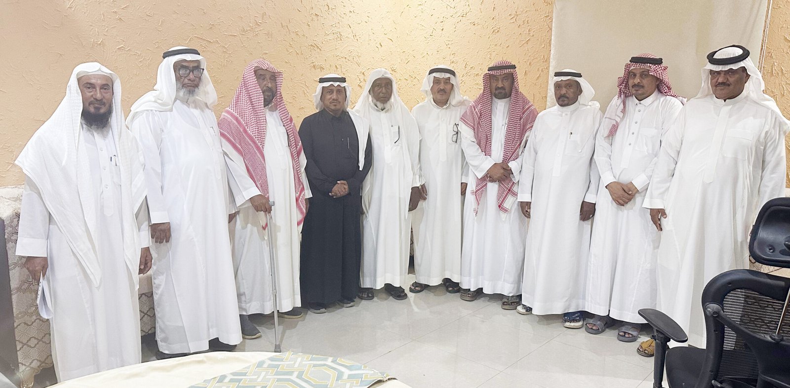 المكتب التعـريفي لجمعية المتقاعدين بصامطة يعقد اجتماعه الأول